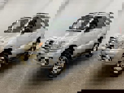 Used 2007 Toyota 4Runner SR5 image 1