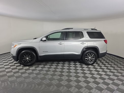 Used 2017 GMC Acadia SLT image 2