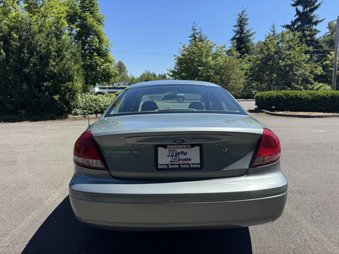 Used 2006 Ford Taurus SE image 10