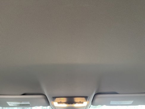 Used 2024 Nissan Rogue SV image 12