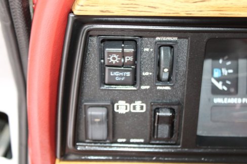 Used 1986 Jeep Grand Wagoneer image 63
