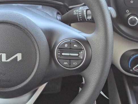 New 2025 Kia Soul LX image 18