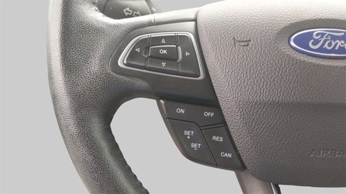 Used 2015 Ford Focus Titanium image 22
