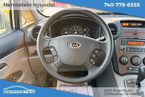 Used 2008 Kia Rondo LX image 8