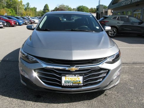 Used 2024 Chevrolet Malibu LT image 11