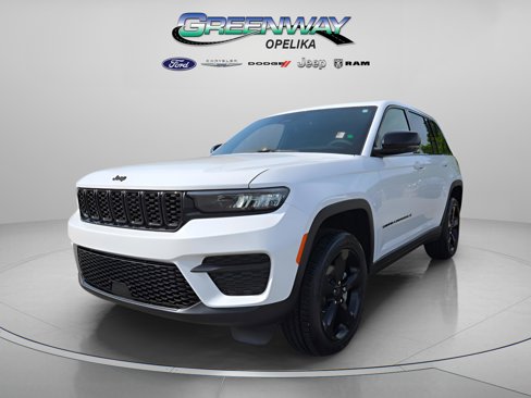 New 2025 Jeep Grand Cherokee Altitude image 3