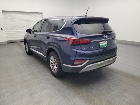 Used 2019 Hyundai Santa Fe SE image 5