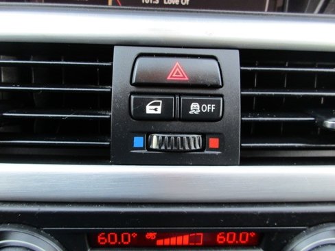 Used 2011 BMW 328i xDrive Sedan image 24