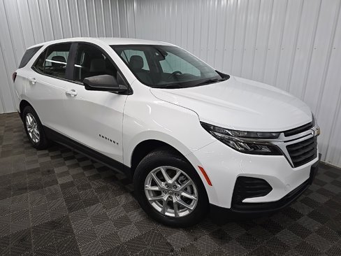 Used 2022 Chevrolet Equinox LS image 7