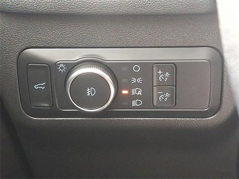 Used 2022 Ford Escape SEL w/ Technology Package image 26