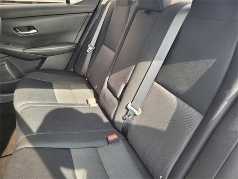 Used 2021 Nissan Sentra SV image 15