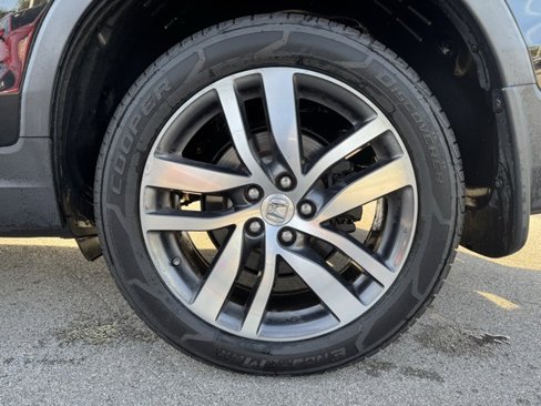 Used 2018 Honda Pilot Elite image 8