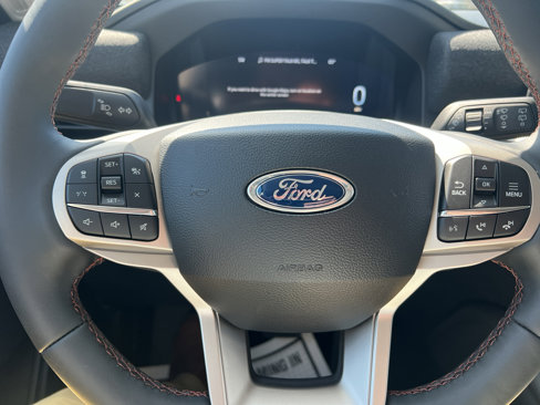 New 2025 Ford Explorer Active w/ Active Comfort Package image 22