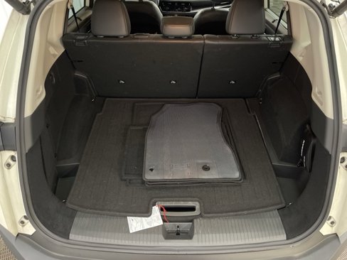 Used 2022 Nissan Rogue SV w/ SV Premium Package image 14