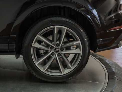 New 2025 Audi Q3 2.0T Premium image 10