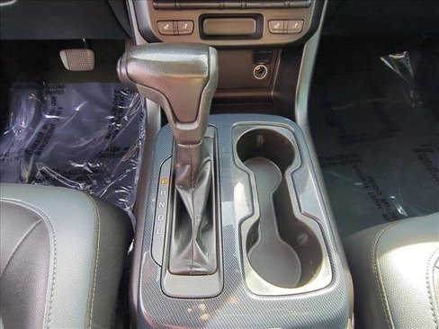 Used 2017 Chevrolet Colorado Z71 image 12