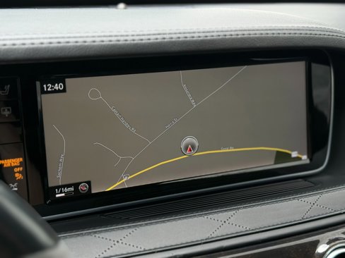 Used 2015 Mercedes-Benz S 63 AMG 4MATIC Sedan image 29