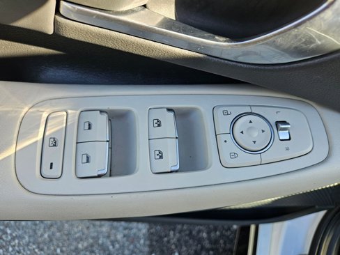 Used 2023 Hyundai Sonata SEL image 17