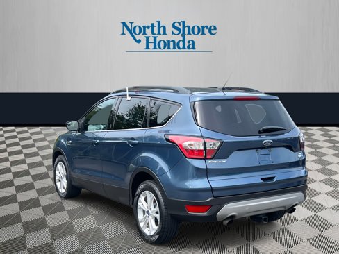 Used 2018 Ford Escape SE image 5