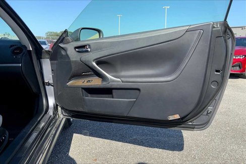 Used 2012 Lexus IS 350C image 21