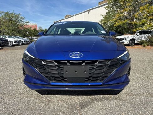 Certified 2023 Hyundai Elantra SEL w/ Convenience Package image 2