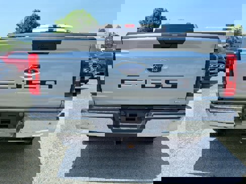 Used 2022 Ford F150 XLT image 5