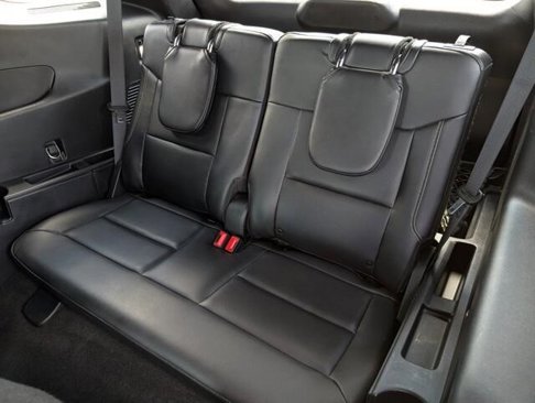Used 2020 Ford Explorer ST w/ Premium Technology Package image 27