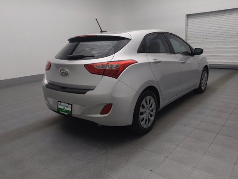 Used 2016 Hyundai Elantra GT image 9