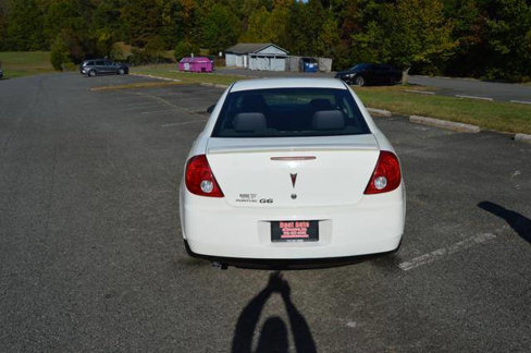 Used 2007 Pontiac G6 Sedan w/ Preferred Package image 10