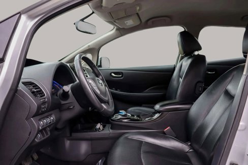 Used 2016 Nissan Leaf SL w/ Premium Package image 15