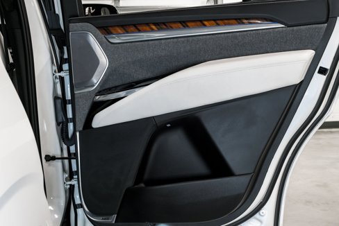 Used 2025 Cadillac Escalade Sport Platinum w/ LPO, Floor Liner Package image 35
