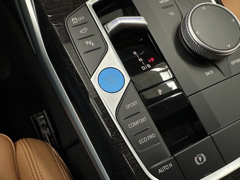 Used 2024 BMW i4 xDrive40i w/ Premium Package image 28