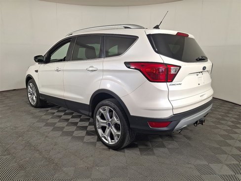 Used 2019 Ford Escape Titanium w/ U9j03 - Titanium Tow Package image 8