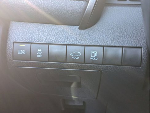 Used 2023 Toyota Camry SE image 16