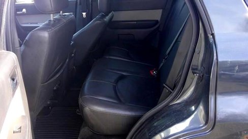 Used 2010 Mercury Mariner Premier image 9