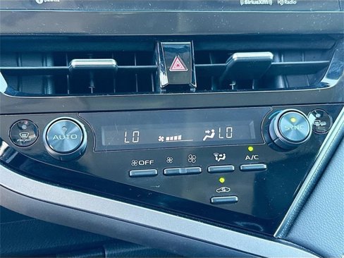 Used 2023 Toyota Camry XSE image 15