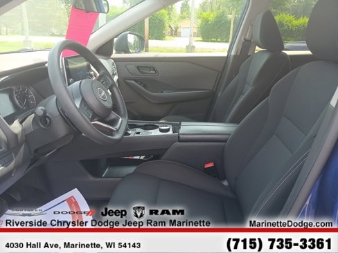 Used 2023 Nissan Rogue S image 15