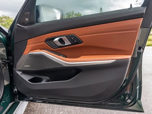 Used 2025 BMW M3 Competition w/ Carbon Package image 51