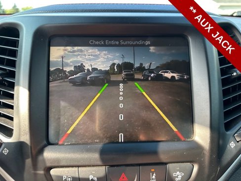 Used 2016 Jeep Cherokee Trailhawk w/ Leather Interior Group image 23