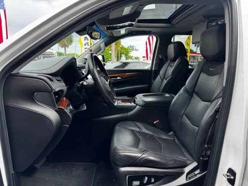 Used 2016 Cadillac Escalade Premium image 12