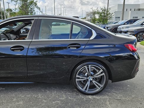 Certified 2024 BMW 330i Sedan w/ Premium Package image 8