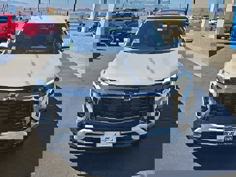 New 2026 Chevrolet Equinox ACTIV w/ Convenience Package III image 8