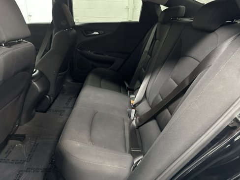 Used 2023 Chevrolet Malibu LS image 33