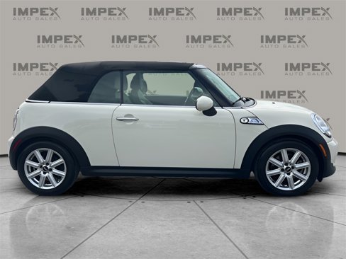 Used 2014 MINI Cooper S image 6