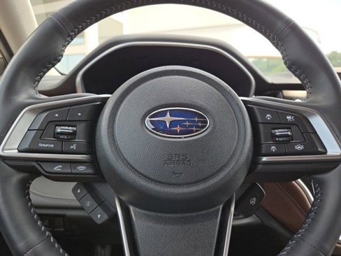 Used 2021 Subaru Outback Touring w/ Popular Package #2 image 32