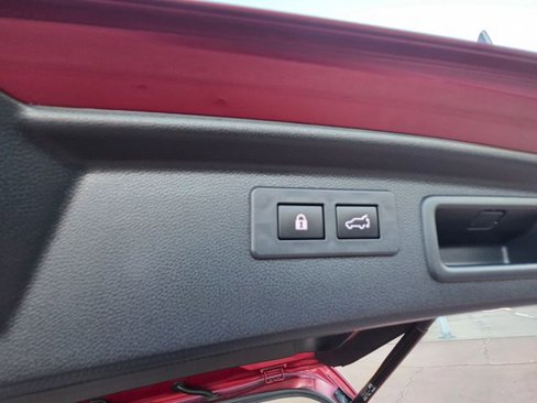 Used 2022 Subaru Forester Limited image 11
