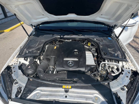 Used 2017 Mercedes-Benz C 300 4MATIC Sedan image 9