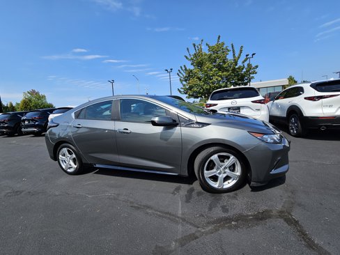 Used 2017 Chevrolet Volt LT image 2