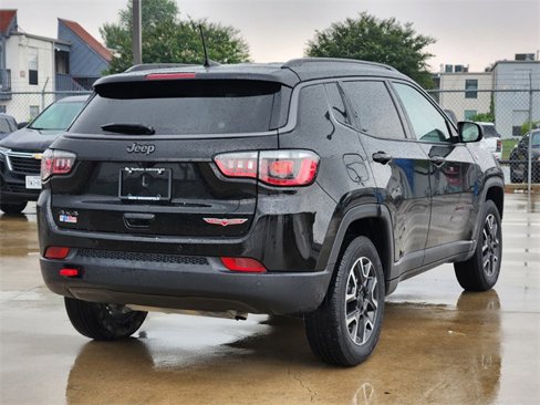 Used 2021 Jeep Compass Trailhawk image 7