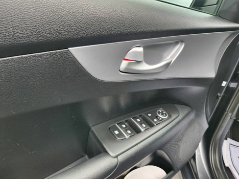 Used 2024 Kia Forte LXS image 34